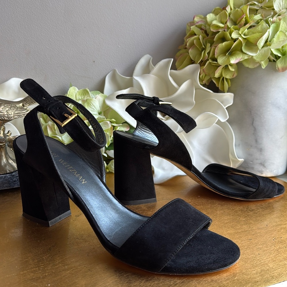 Stuart Weitzman Heeled Sandal in Black Suede
